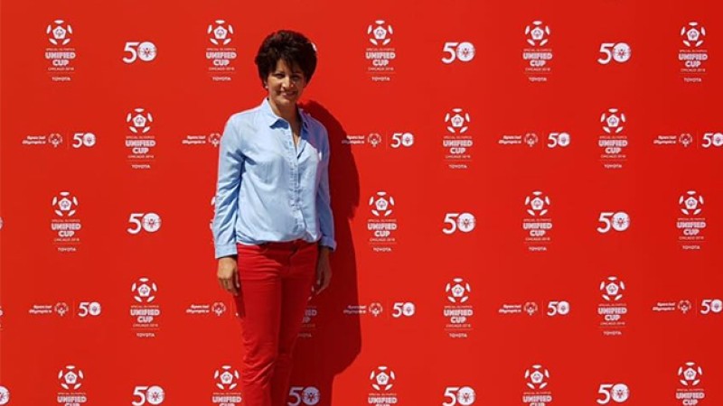 50ème anniversaire du Mouvement Special Olympics: Nezha Bidouane donne à Chicago le coup d'envoi du match France-Bangladesh