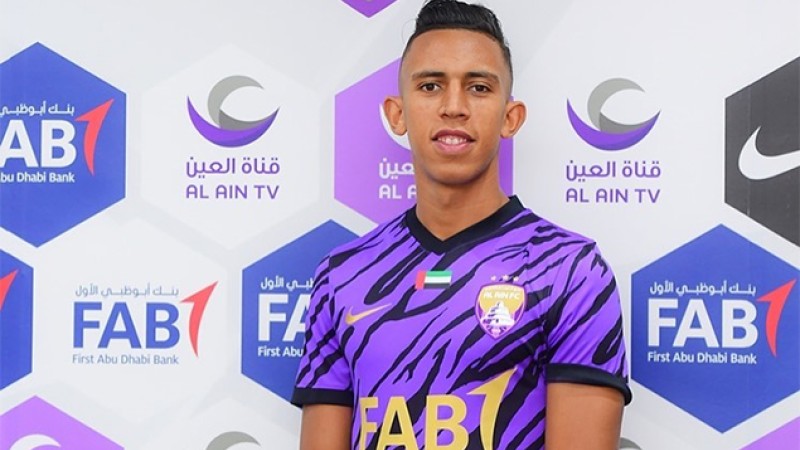 نادي العين الإماراتي يعلن رسميا ضم المهاجم المغربي سفيان رحيمي
