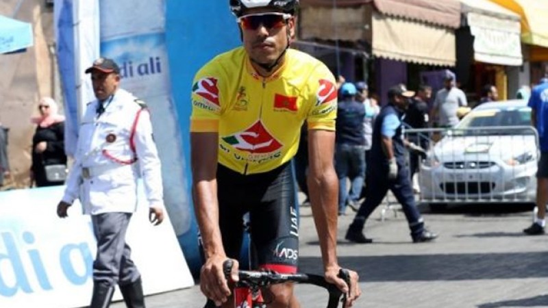 Le cycliste marocain Anass Ait El Abdia victime d’une chute au Tour d’Espagne, abandonne la compétition