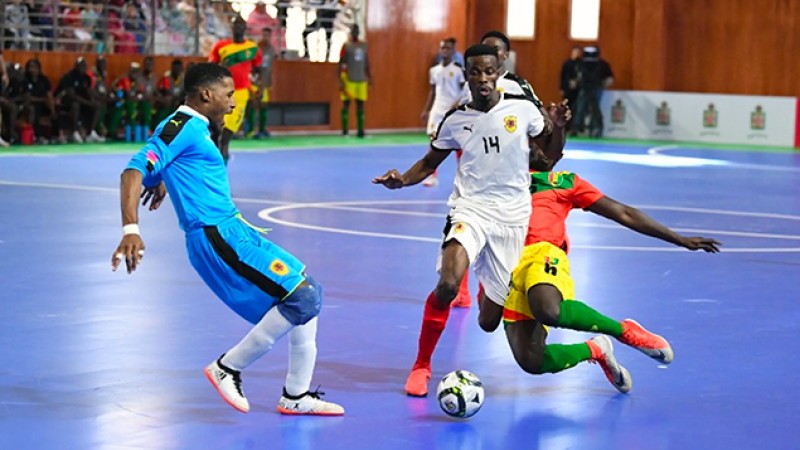 نهائيات كأس إفريقيا للأمم لكرة القدم داخل القاعة طوطال المغرب 2020: المنتخب الأنغولي يتأهل لنصف النهائي بتغلبه على غينيا بخمسة أهداف لواحد