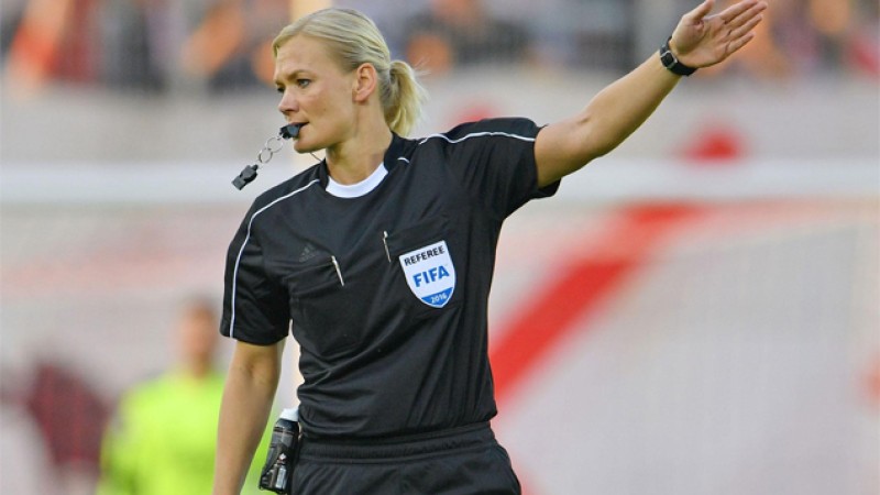 Bundesliga: “Madame l’arbitre” Steinhaus débutera dimanche (presse)