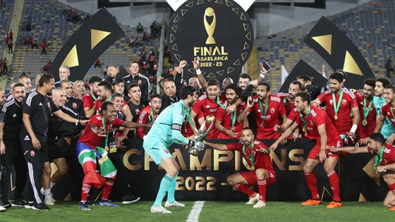 دوري أبطال إفريقيا (إياب النهائي).. فريق الأهلي المصري يتوج باللقب بتعادله مع مضيفه الوداد الرياضي 1-1