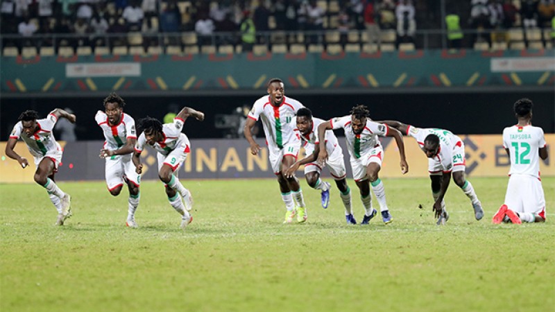 CAN-2021.. le Burkina Faso se qualifie aux quarts de finale aux dépens du Gabon (1-1, 7-6 t.a.b)