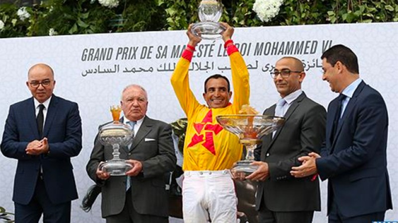 Le cheval Az-Zubayr remporte le Grand Prix de SM le Roi Mohammed VI du pur-sang anglais