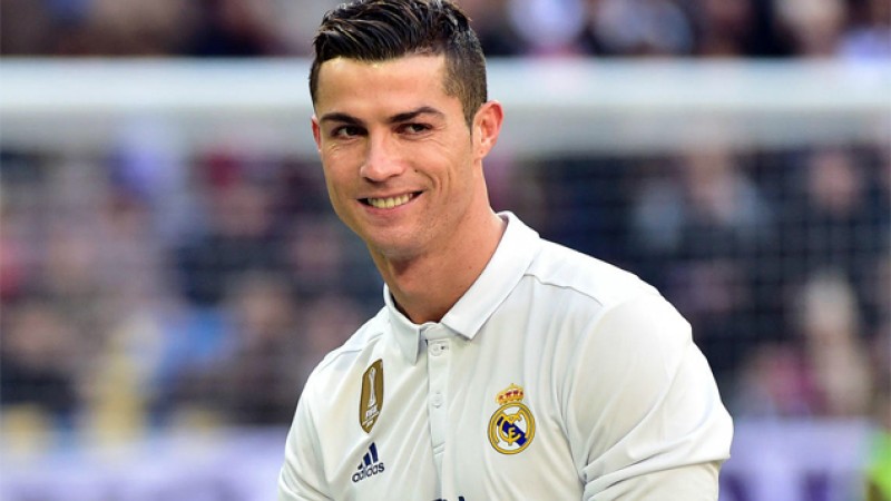 Cristiano Ronaldo élu joueur UEFA de la saison 2016-2017