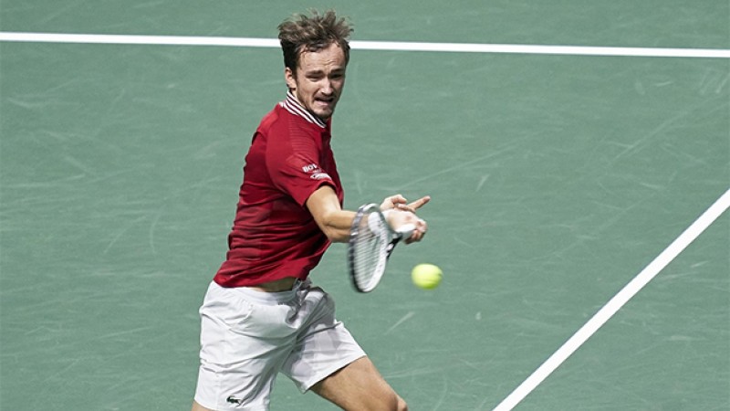 Coupe Davis.. Medvedev qualifie la Russie pour les demie-finales
