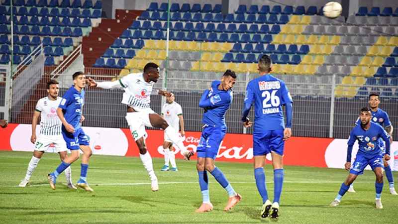 فريق الدفاع الحسني الجديدي يتعادل بميدانه مع الرجاء الرياضي (0-0) 'البطولة الوطنية الإحترافية "إنوي" (الدورة الثامنة)'