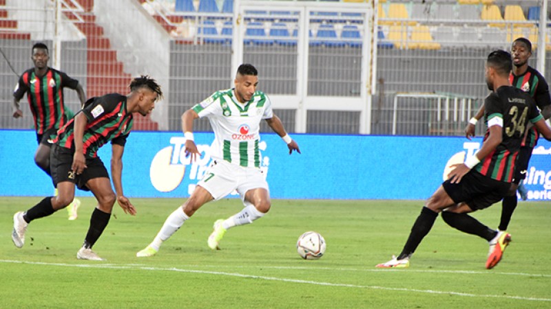 Le Difaa El Jadida tenu en échec à domicile par l'AS FAR (0-0)