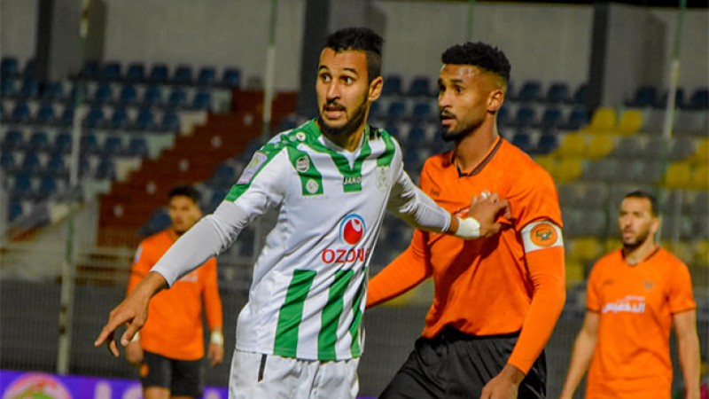 فريق الدفاع الحسني الجديدي يتعادل بميدانه مع فريق نهضة بركان 1-1