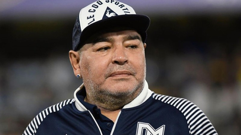 Les héritiers de Maradona demandent à la justice d'enquêter sur son avocat