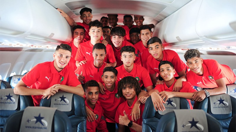 La sélection marocaine a décollé vers Constantine à bord d’un vol direct pour prendre part à la CAN U17 en Algérie (FRMF)