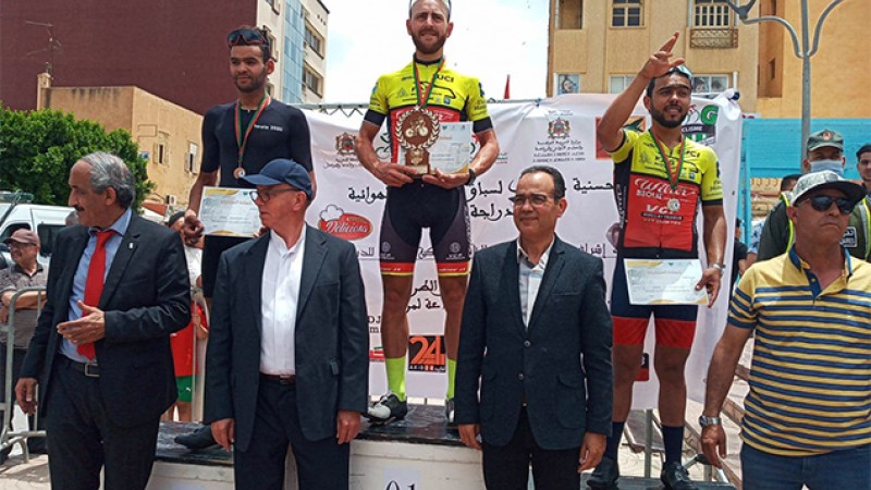 السباق الجهوي للدراجات بجرسيف.. الدراج محمدأمين الرفعي من جمعية الدراجة الرياضية الفاسية يتوج باللقب