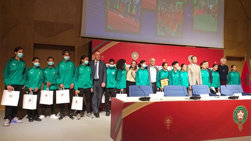 Cérémonie en l’honneur de l’équipe nationale féminine de football scolaire