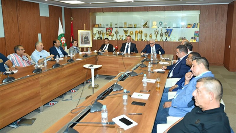 المغرب يحتضن كأس السوبر الإفريقي بين الوداد الرياضي ونهضة بركان يوم 10 شتنبر المقبل (الجامعة)