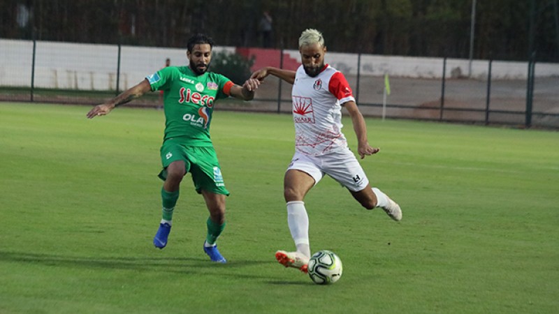 فريق الرجاء الرياضي يتغلب خارج ميدانه على اتحاد الفتح الرياضي 1-0 ويحافظ على الصدارة (الدورة الـ23)