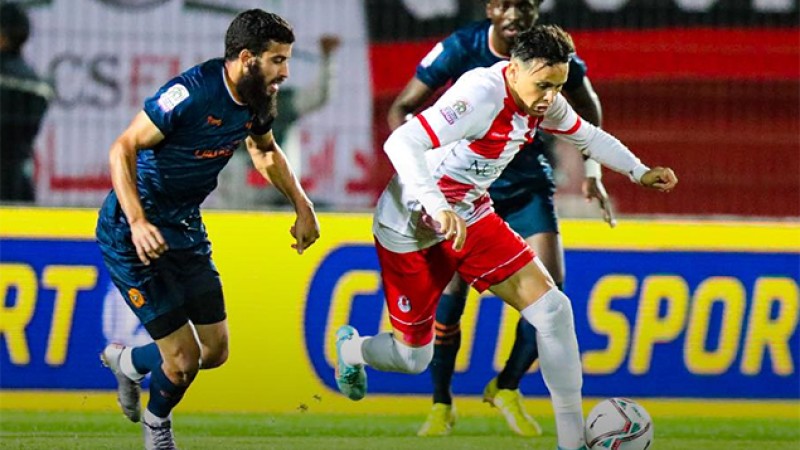 فريق الفتح الرياضي يتعادل مع ضيفه فريق نهضة بركان 0-0