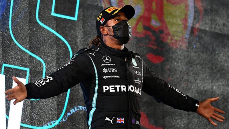 F1, Lewis Hamilton remporte le premier Grand Prix de la saison à Bahreïn