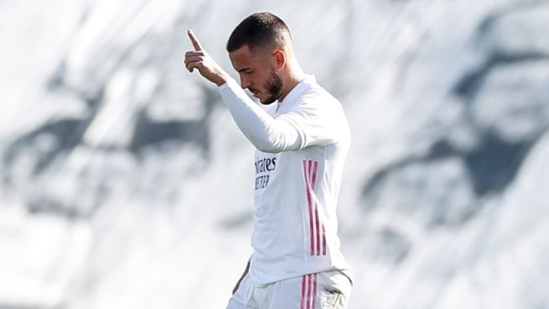 Hazard forfait après une blessure à la cuisse droite Sport