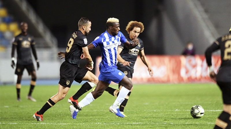 فريق اتحاد طنجة يتعادل بميدانه مع فريق المغرب التطواني 1-1 'البطولة الوطنية الاحترافية "إنوي" (الدورة الرابعة)'