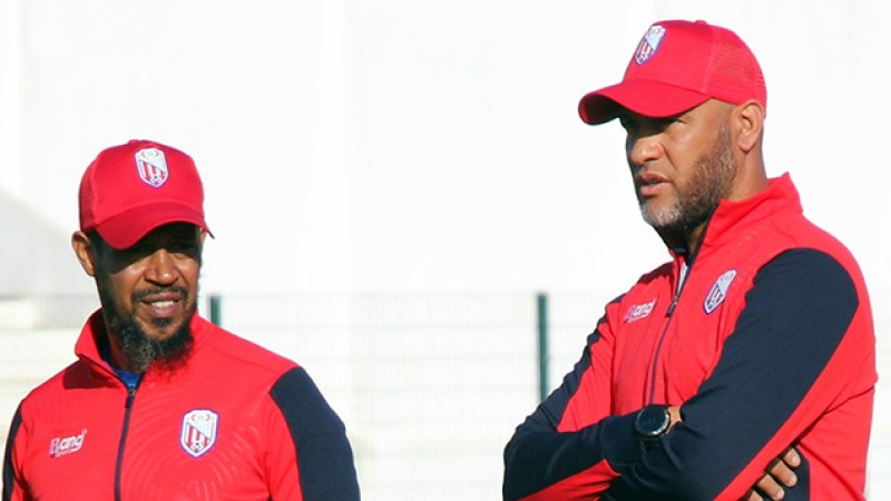 المغرب التطواني يتخلى عن المدرب الإسباني طوني كوسانو ويتعاقد مع المدرب الوطني عبد اللطيف جريندو