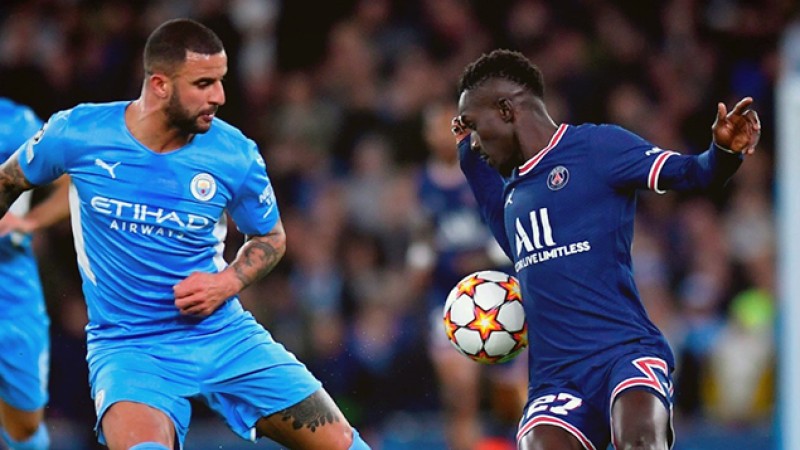 Ligue des Champions.. le PSG qualifié pour les huitièmes malgré sa défaite (2-1) face à Manchester City