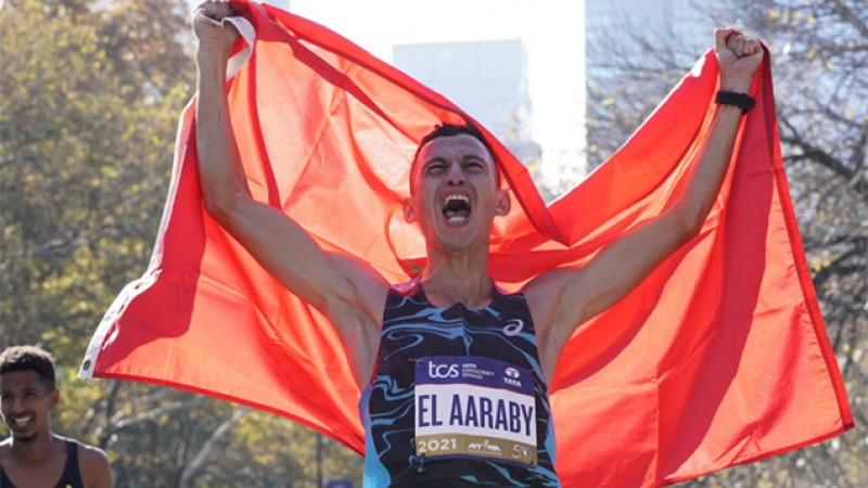 Le Marocain Mohamed El Aaraby deuxième du marathon international de New York