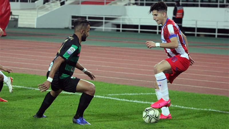 فريق المغرب التطواني يتعادل مع ضيفه فريق يوسفية برشيد (0- 0) 'البطولة الوطنية الاحترافية "إنوي" (الدورة الخامسة)'