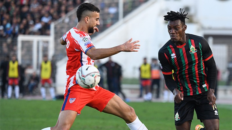 فريق الجيش الملكي يفوز خارج ميدانه على المغرب التطواني (2-0)