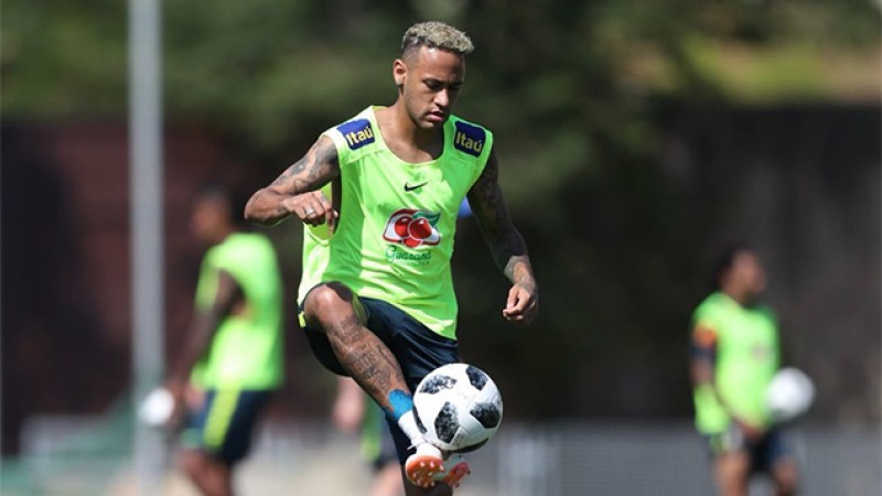 Mondial-2018 : Neymar reprend les entraînements