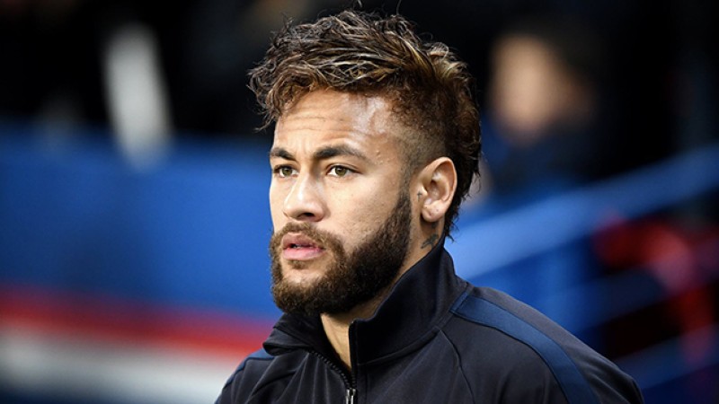 Litige Neymar-Barça, l'attaquant brésilien condamné à verser près de 7 millions d’euros