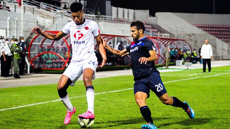 فريق أولمبيك آسفي يتفوق على ضيفه فريق سريع وادي زم 1-0 'الدورة الـ24'