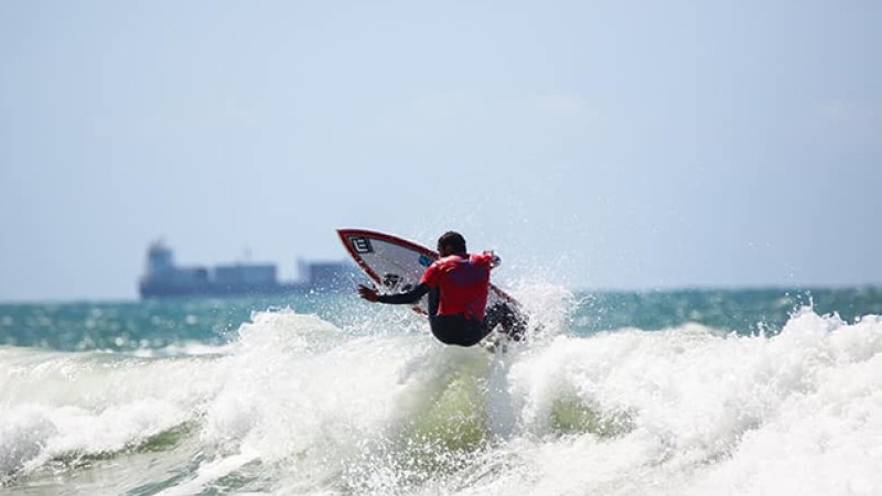 Agadir Open surf et bodyboard: Les Marocains aux premiers rangs Sport