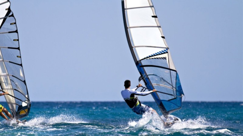 Planche à voile : Agadir abrite la 1ère étape du championnat du Maroc Laser