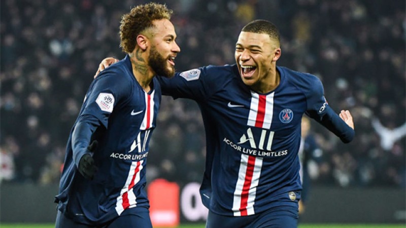 رابطة الدوري الفرنسي تعلن التوقف النهائي للبطولة وتمنح اللقب لنادي باريس سان جرمان