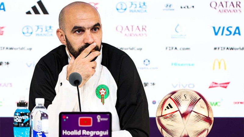 باحتجاجها على تحكيم مباراة المغرب وفرنسا.. الجامعة الملكية لكرة القدم قامت "بالم تعين" (وليد الركراكي)
