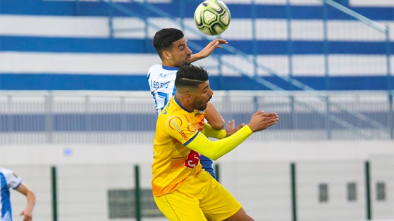 نهضة الزمامرة يفوز بميدانه على اتحاد طنجة بهدف للاشيء