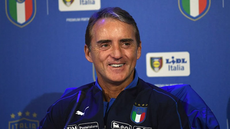 إصابة مدرب المنتخب الإيطالي روبرتو مانشيني بفيروس كورونا
