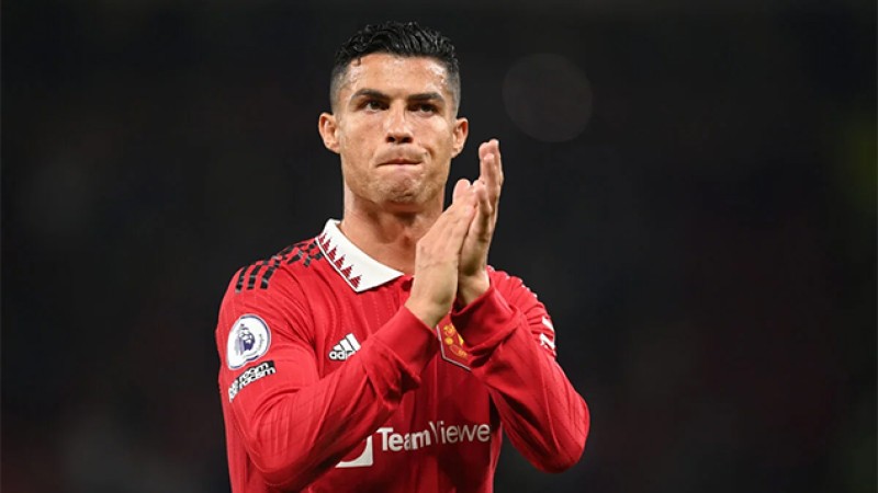 رونالدو يغادر مانشستر يونايتد "باتفاق متبادل وبمفعول فوري"