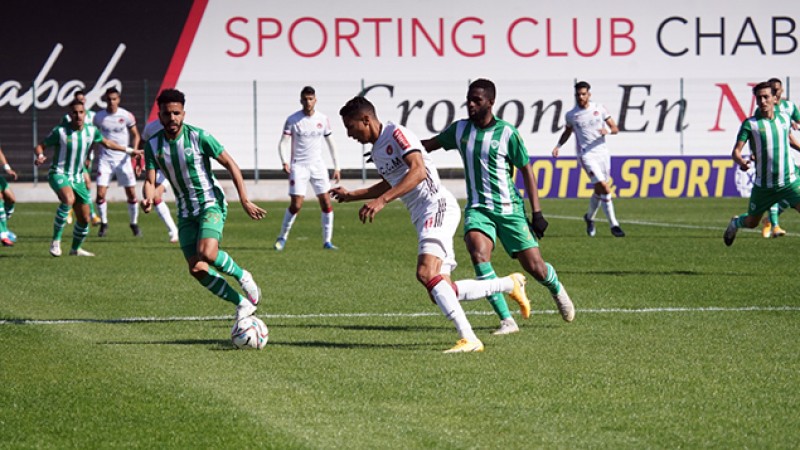 Le Chabab Mohammedia perd à domicile (0-1) face au Mouloudia Oujda 'Botola Pro D1 "Inwi" (6è journée)'