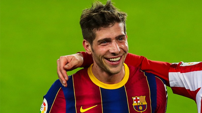 إصابة جديدة لسيرجي روبيرتو بعد أربعة أيام من عودته إلى الملاعب