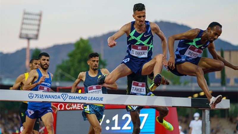 Le Marocain Soufiane El Bakkali réalise la MPM de l’année sur 3000 m steeple