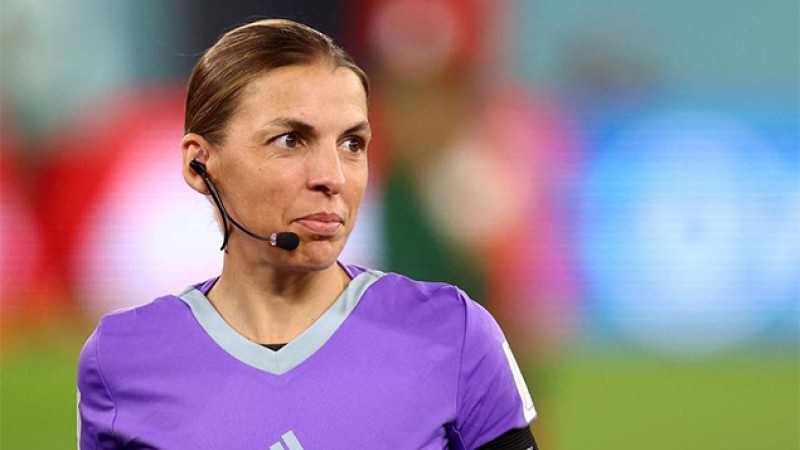 Mondial 2022.. la Française Stéphanie Frappart première femme à arbitrer en Coupe du monde masculine