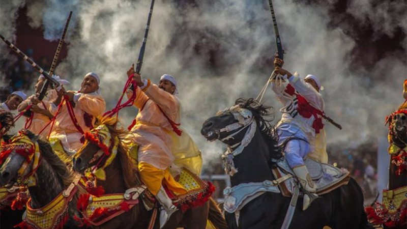 18ème édition du Trophée Hassan II des arts équestres traditionnels “Tbourida”: 8 troupes quittent la compétition