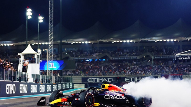 F1.. Verstappen s'impose au GP d'Abou Dhabi