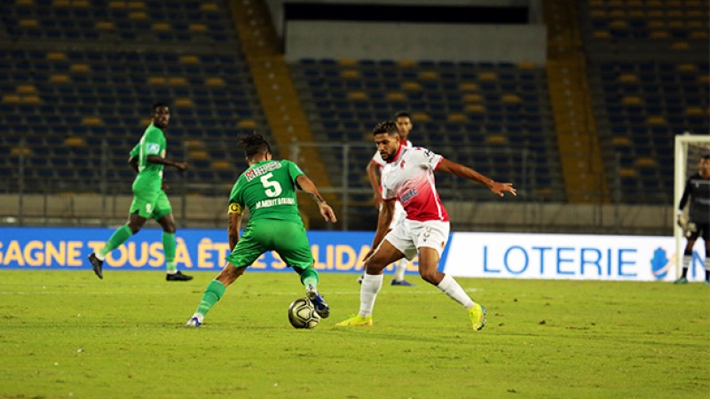 انتهاء الديربي ال128 بين الوداد والرجاء البيضاويين بلا غالب ولا مغلوب (0-0) 'مؤجل الدورة ال25'