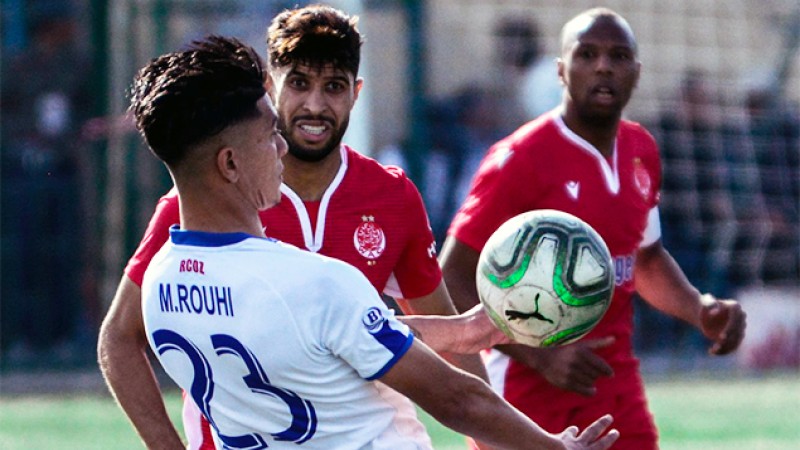 الوداد الرياضي يعزز صدارته بفوزه على مضيفه سريع وادي زم 2-1
