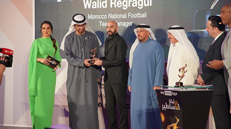 La FRMF et Walid Regragui primés par Sky News Arabia à Abou Dhabi