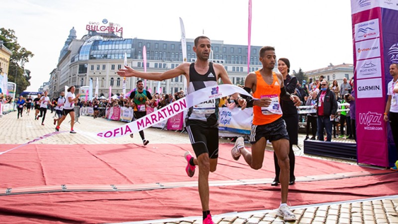 Le Marocain Youssef Sbaai bat le record du marathon de Sofia