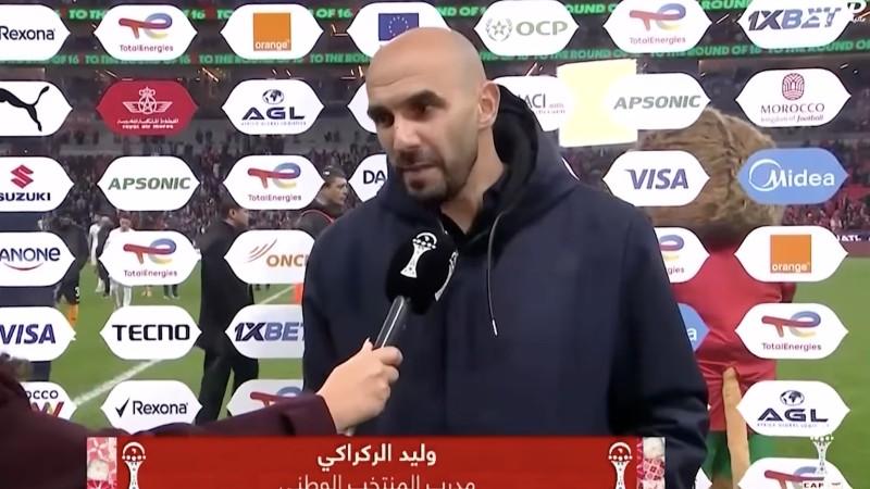 Interview de Walid Regragui, entraîneur de l'équipe nationale marocaine, après la qualification pour le deuxième tour.