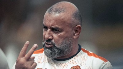 نهائي السوبر الافريقي-2022.. نهضة بركان جاهز لتحقيق اللقب القاري 'المدرب عبد الحق بنشيخة'